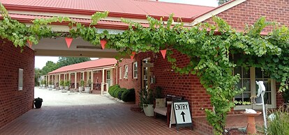The Lydoun Motel