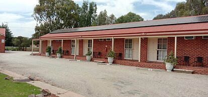 The Lydoun Motel