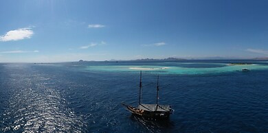 Komodo Pirate Boat - Phinisi Liveaboard