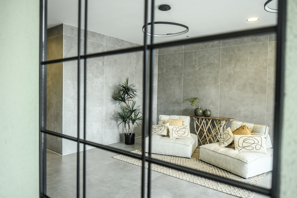 Spacious 3BR Apt w Garden Ramat Hasharon