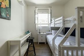 Stunning 2BR Apartment in Beeri