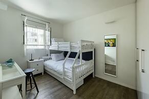 Stunning 2BR Apartment in Beeri