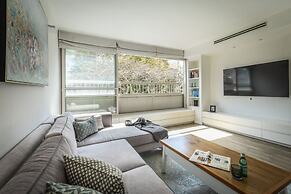 Stunning 2BR Apartment in Beeri