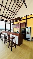 Bayview Beach Resort East Lombok