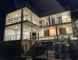 Hotel Charli