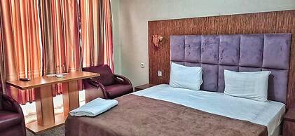 Pilot Apart Hotel