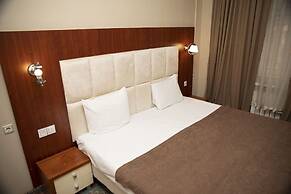 Pilot Apart Hotel