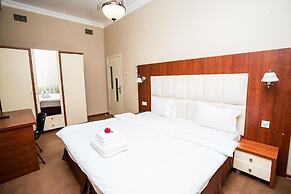 Pilot Apart Hotel
