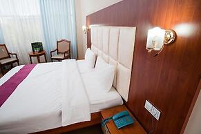 Pilot Apart Hotel
