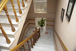 Pilot Apart Hotel
