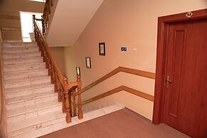 Pilot Apart Hotel