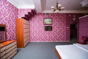 Pilot Apart Hotel
