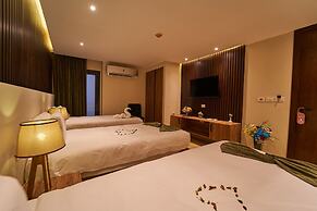New Pyramid Front Hotel