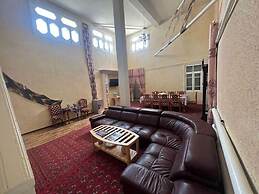 Shodlik Guest House