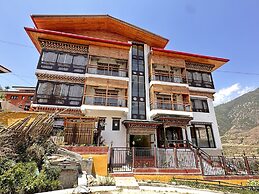 Numinous Hotel