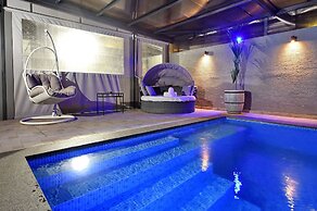 Luxury Villa with heated pool in Zfat
