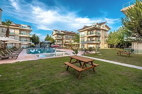 Belek deluxe suit