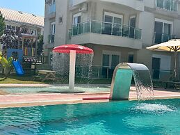 Belek deluxe suit