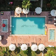 Belek deluxe suit