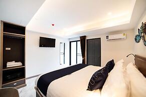 RoomQuest Sukhumvit 36 BTS Thonglor