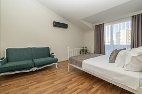 Wolf Suites