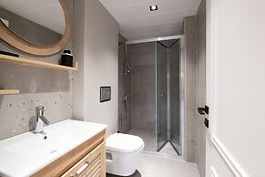 Wolf Suites