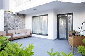 Wolf Suites