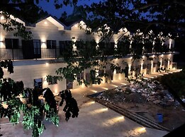 Macchiato Resort Savannakhet