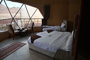 Adel rum camp