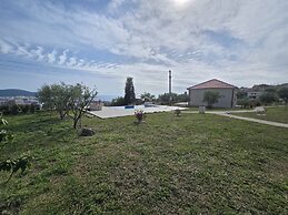 Uphill Glavanovic Pool Villa