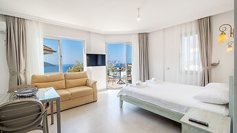 Sea Mist Suites