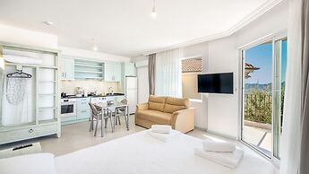 Sea Mist Suites