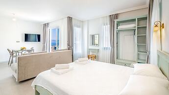 Sea Mist Suites