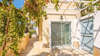 Sea Mist Suites