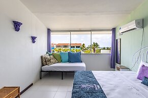 Light House Beach house with Ocean View