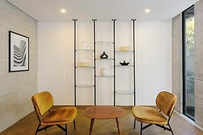Wynwood House Schiller