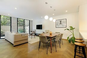Wynwood House Schiller