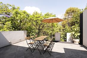 Wynwood House Schiller