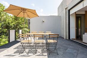 Wynwood House Schiller
