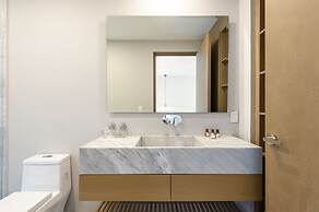 Wynwood House Schiller