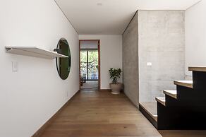 Wynwood House Schiller