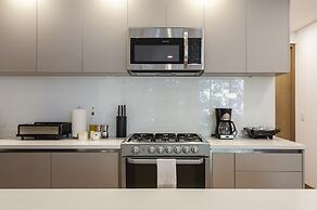 Wynwood House Schiller