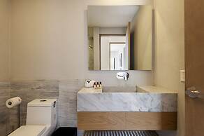 Wynwood House Schiller