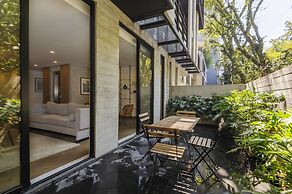 Wynwood House Schiller