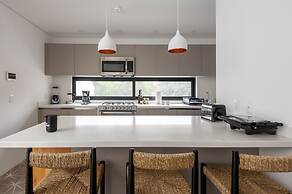 Wynwood House Schiller