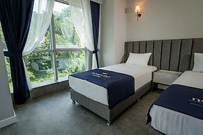 Newarise Hotel
