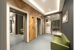 Hennessy Hotel