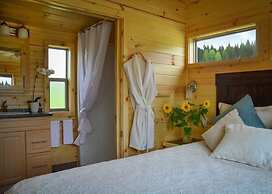Whispering Springs Wilderness Retreat