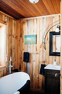Whispering Springs Wilderness Retreat