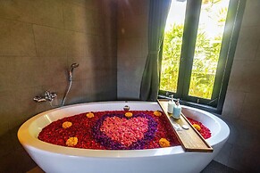 Surya Melasti Beach Villa